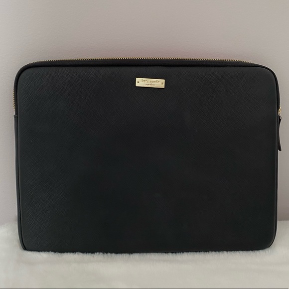 kate spade Handbags - Kate Spade Laptop Case